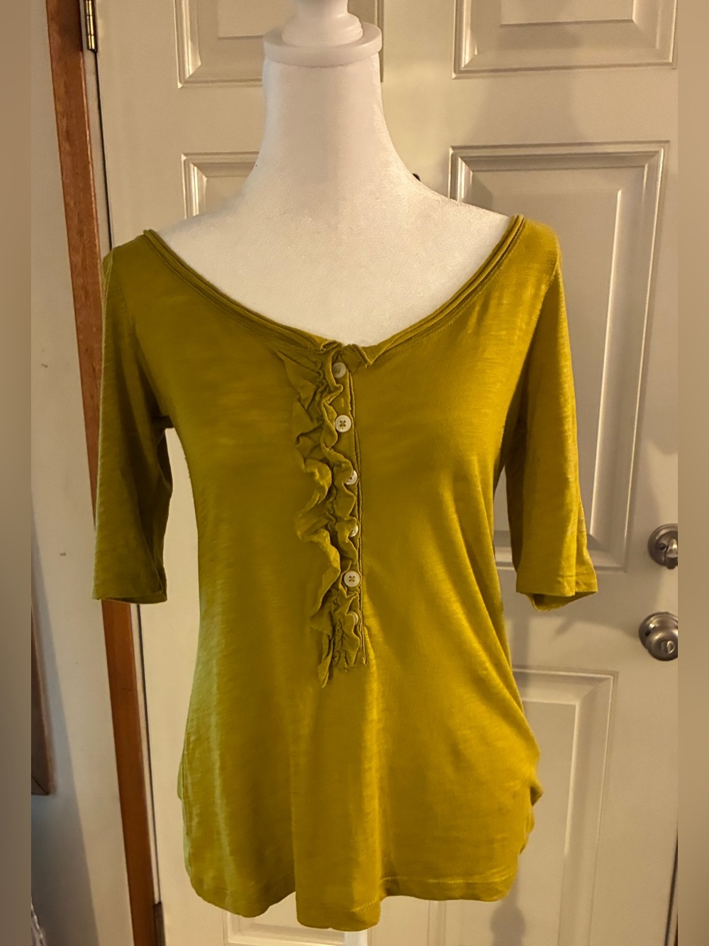 Cute top by Old Navy size small.